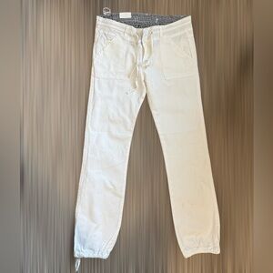 WHITE RELAXED TAPERED UTILITY JEANS